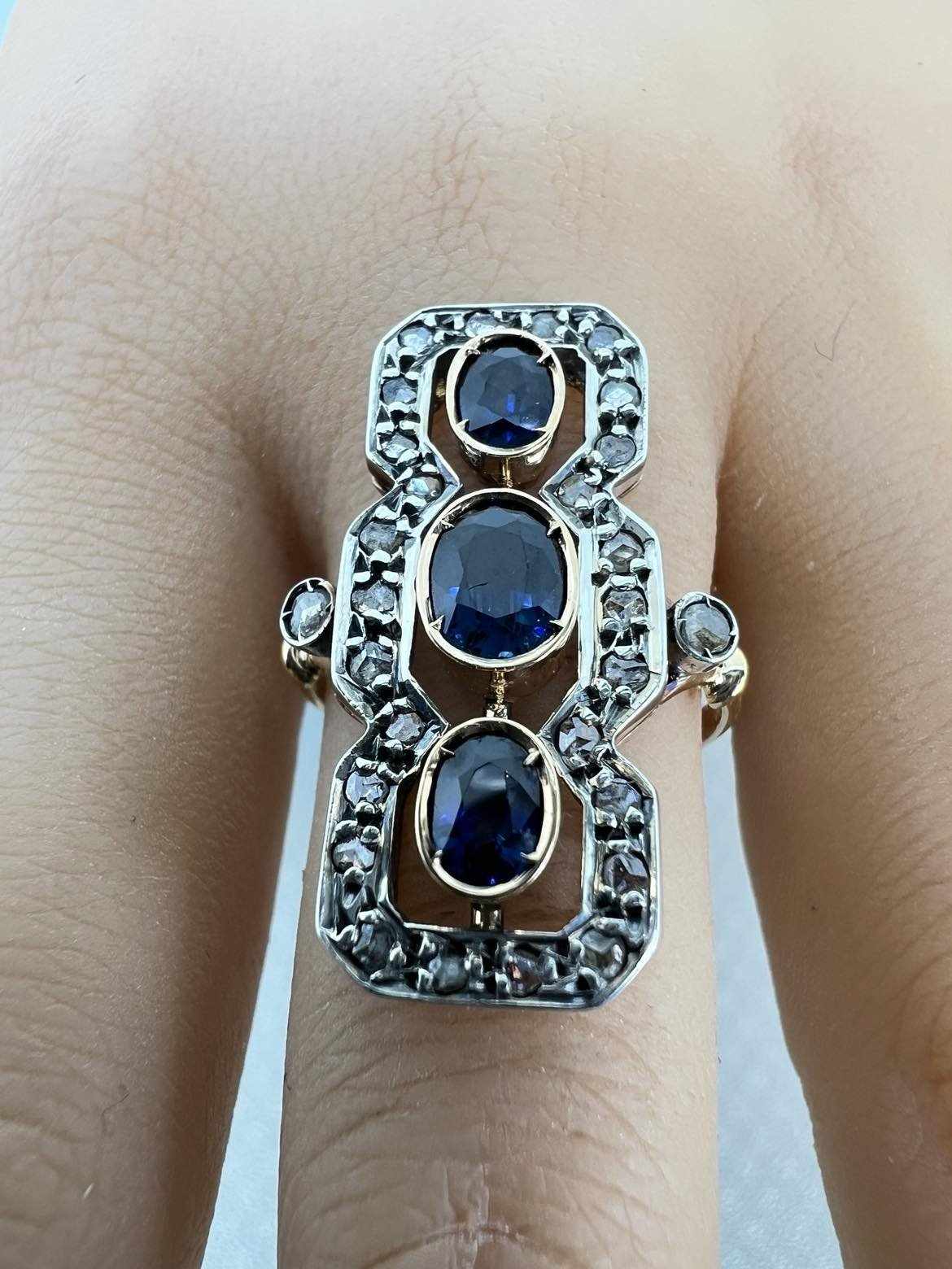 Anello d’epoca in Oro, Argento, Zaffiri e Diamanti.